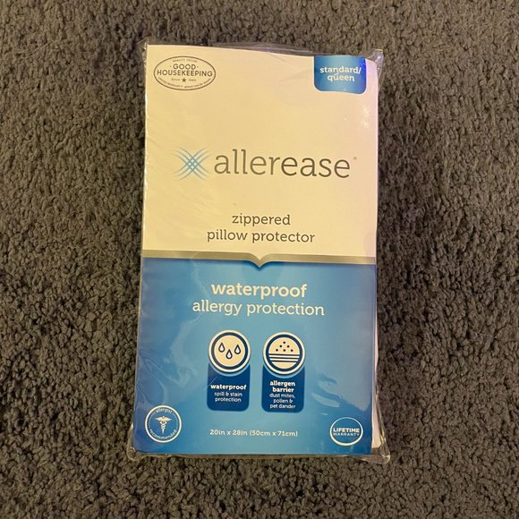 *NEW!!* Good Housekeeping *Allerease* Waterproof Zippered Pillow Protectors - Picture 2 of 4